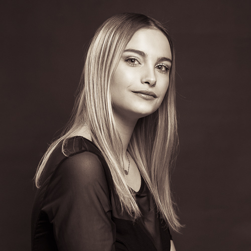 Photographe portrait studio corse professionnel ajaccio noir et blanc