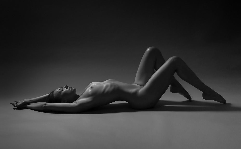 Artistic nude photographer corsica france